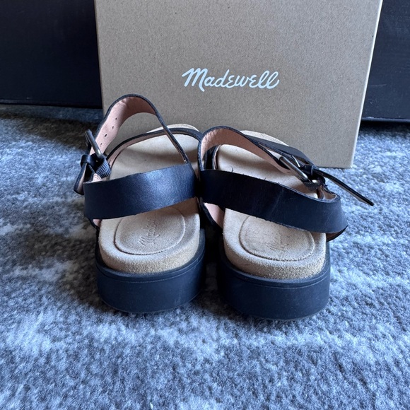 Madewell strappy molded footbed Black Leather Sandals - Picture 3 of 8